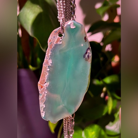 Genuine Green Agate Necklace - Picture 2 of 3